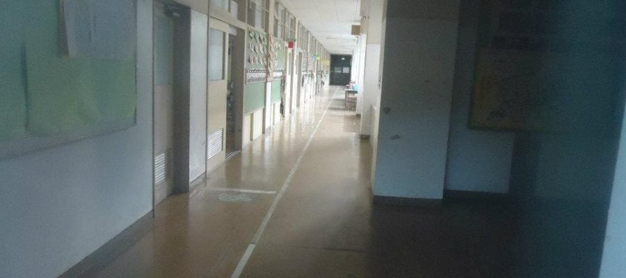 学校
